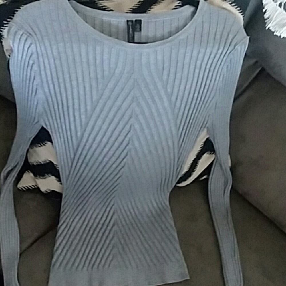 NWOT sweater